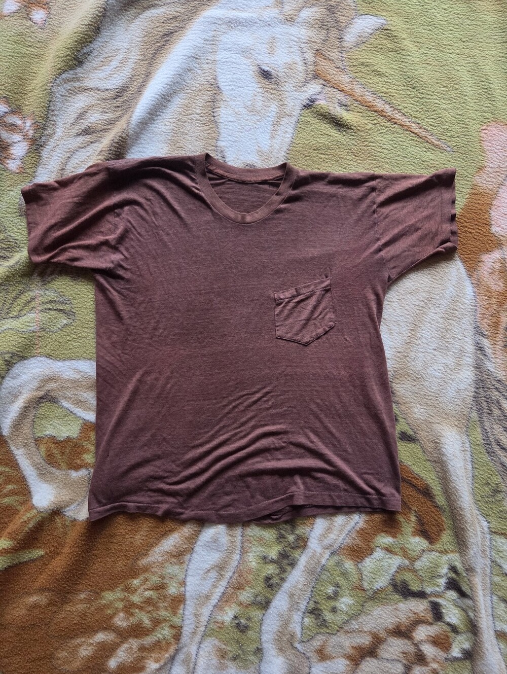 Vintage Paper Thin Single Stitch Pocket T